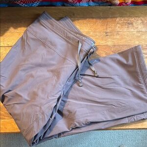 Mountain Hardware Drawstring Pants size 12